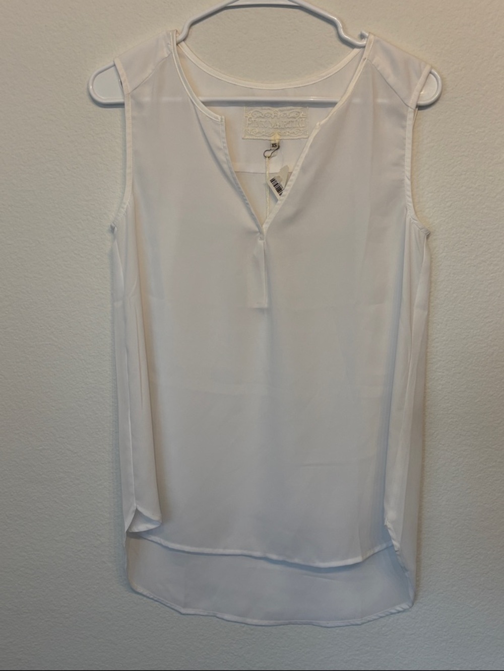 Pink Martini Sleeveless White V-Neck Sheer Layering Tank Top
